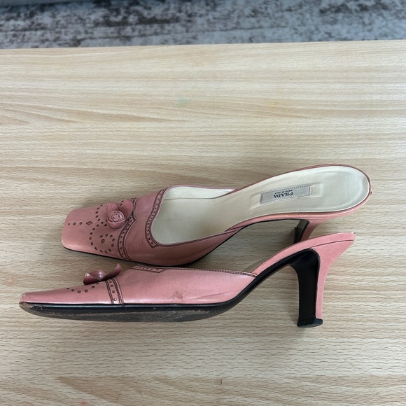 Vintage Prada pink leather mules! - Picture 3 of 5